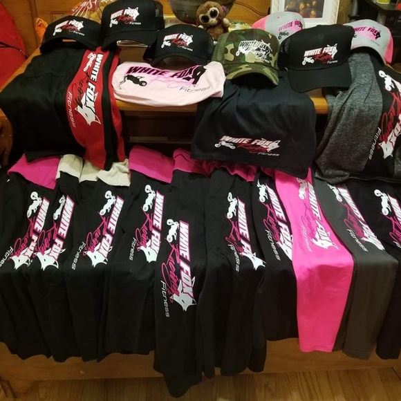 Multiple size and colors - Picture 2 of 3